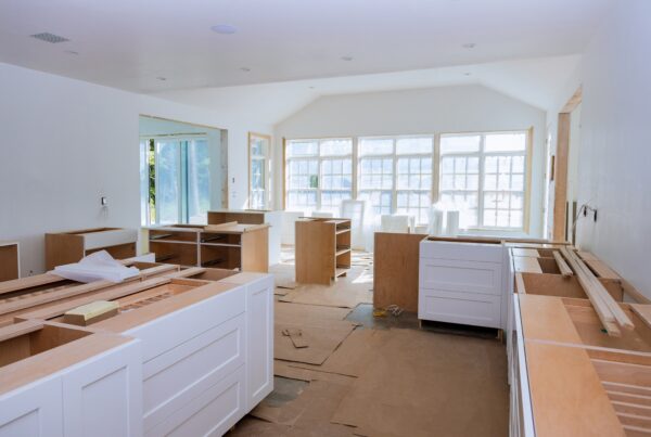 White of kitchen wooden cabinets with contemporary